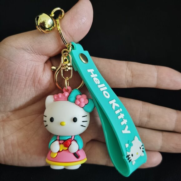 Hello Kitty Baker keychain - Picture 1 of 4